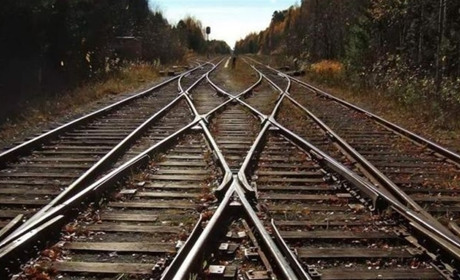 Під обстріл потрапили п'ять залізничних станцій у центрі та на заході України