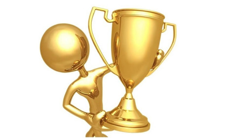 Стало відомо, хто переміг у конкурсі директорів шкіл та які подарунки отримують учасники