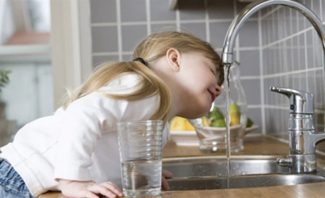 У Баранівці заборонили використовувати воду з водопроводу для приготування їжі протягом 48 годин