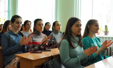 Старшокласники і студенти Сватівщини можуть отримати 20000 гривень на навчання: що треба зробити