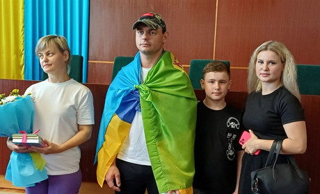 Кагарличчина гостинно зустріла воїна-маріупольця після полону, і стане для нього другим рідним домом