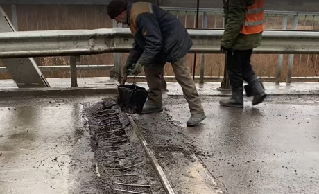 Жительку Сарненщини підозрюють у привласненні 1,9 мільйона гривень під час ремонту мосту