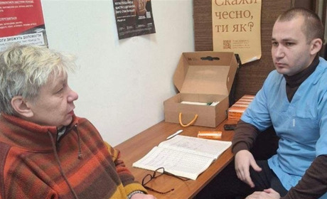 Лікарі Сватівського центру медичної допомоги прийматимуть людей на Прикарпатті