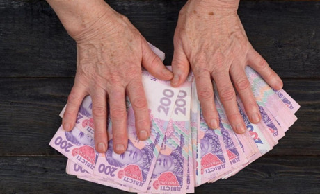 Уряд проводить індексацію пенсій в умовах війни: деталі та цифри