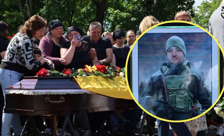 Через майже рік після загибелі в Глухові провели в останню путь нацгвардійця Сергія Сергієнка