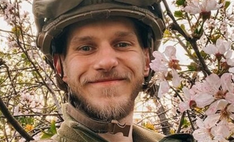 Відомого азовця-фотографа "Ореста", який родом з Житомирщини, звільнили з російського полону