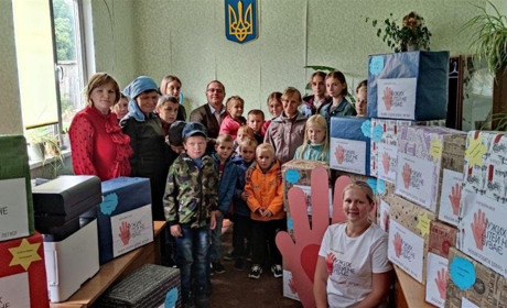 «Чужих дітей не буває»: жителі Вараської громади під час благодійної акції зібрали 75 тисяч гривень