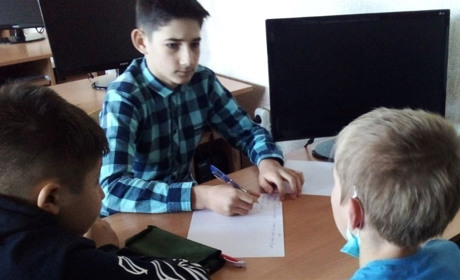 Як учні Лантратівського ліцею вчаться сортувати інтернет-контент