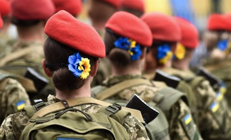 Що треба знати южненкам: жінки деяких професій відтепер повинні стати на військовий облік