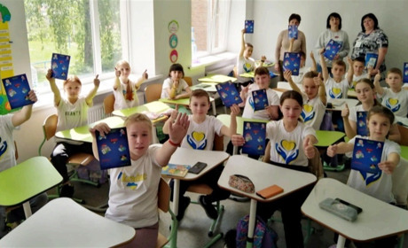 У Жмеринському ліцеї №3 дітей вчать розпізнавати симптоми інсульту: малі Супергерої