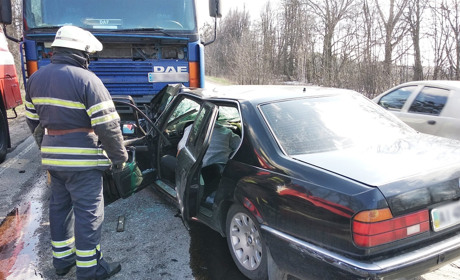 На Кагарличчині біля села Леонівка сталося ДТП із смертельними наслідками