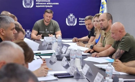 Які зарплати отримують керівники Херсонської обласної адміністрації