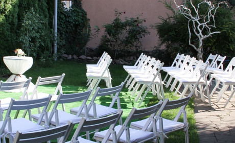 Як вибрати меблі для заходу: поради від професіоналів івент-індустрії