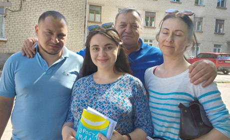 Історія сворення проєкту «Подаруй дитині сон», який народився з пошуку ліжечка немовляті
