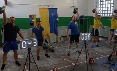 Чергові перемоги сарненських гирьовиків: хто поїде на чемпіонат України