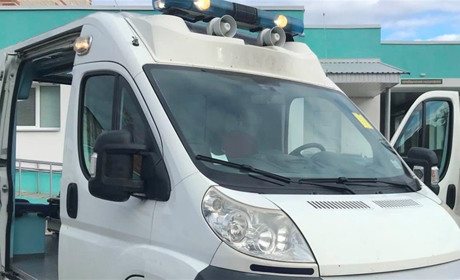 Міська лікарня отримала новий автомобіль швидкої допомоги