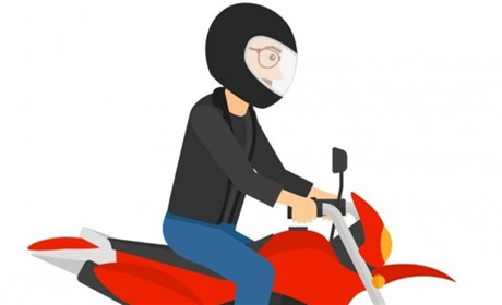 Звягельські поліцейські закликають мотоциклістів неухильно дотримуватись Правил дорожнього руху
