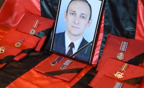 В Мелитополе простились с погибшим в Ливии летчиком