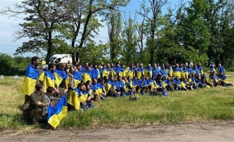В Україну з полону повернулися 106 захисників, троє з них - з Хмельниччини
