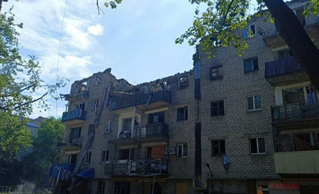 Окупанти скинули дві авіабомби по Торецьку: обстріли Донеччини за добу. Які наслідки