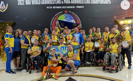 Звягельчанка Олеся Бессальнова у Туреччині стала чемпіонкою світу із параармреслінгу