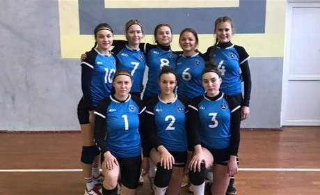 Добропільські волейболістки стали призерками обласних та регіональних змагань