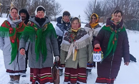 У Барській громаді триває благодійна коляда: громади збирають кошти для ЗСУ