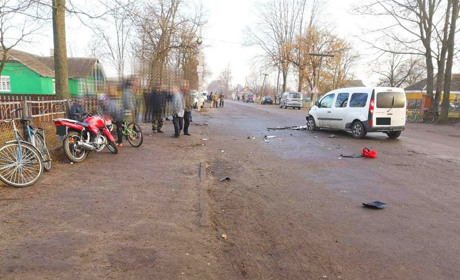 У дорожній пригоді в селі Великі Цепцевичі тяжко травмувався мотоцикліст