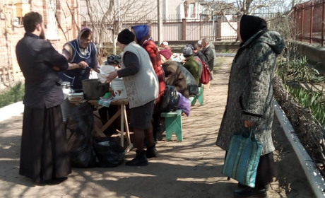 У одній з церков Нової Каховки годують малозабезпечених
