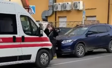 "Водій не міг уникнути зіткнення": у Дрогобичі дитина потрапила під колеса автомобіля