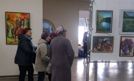 У шосткинському Арт-Центрі засяяли "Осінні барви" (фото)