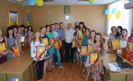 У районі нагородили кращих представників молоді