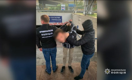 На Кагарличчині поліція затримала гвалтівника та розбещувача неповнолітніх