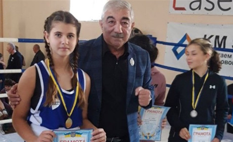 У Біляївки п’ять нових чемпіонських титулів: їх здобули боксери-вихованці ДЮСШ