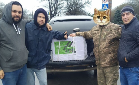 Волонтери Южного доставили військовим генератор (ФОТО)