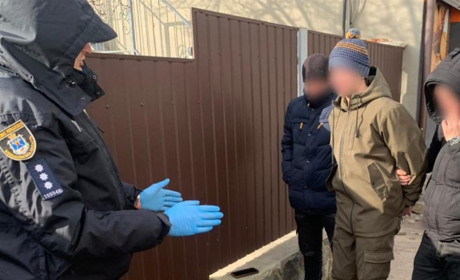 Юнак у Первомайську торгував зброєю, затриманий за збут бойової гранати