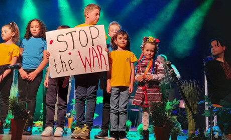 Два кольори мої, два кольори