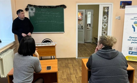 Бердянці дізналися як фіксувати злочини окупантів