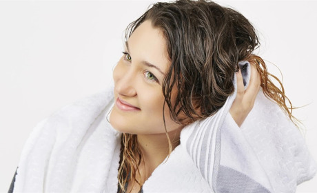 Как правильно сушить волосы без фена