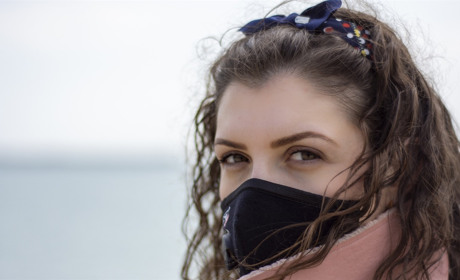 В Україні за добу на COVID-19 захворіли 402 людини. Яка ситуація на Луганщині і Сватівщині