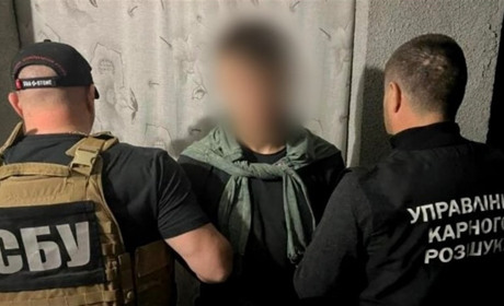 Підлітки на замовлення РФ підпалювали машини ЗСУ в Ізмаїлі та Одесі