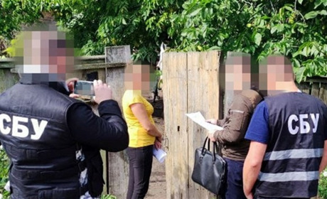 Жителька Чернігівщини співпрацювала з ворогом: за гроші здавала позиції українських військових