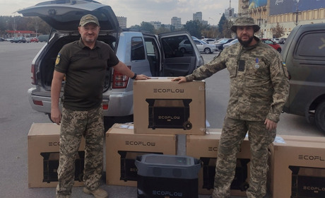 Наталинська сільрада за бюджетні кошти купила зарядні станції для зарядки акумуляторів FPV-дронів
