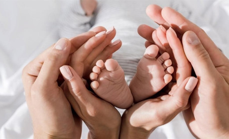 Народжувати стане вигідніше: Верховна Рада збільшила виплати на дитину до 50 тис грн