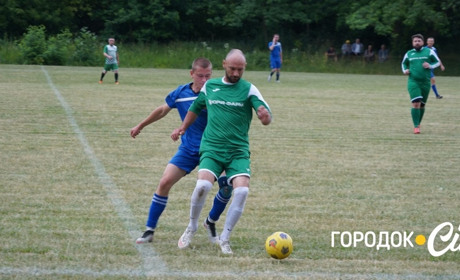 Матч лідерів. «Зеніт» здобув третю перемогу поспіль у першості Городоцької громади з футболу