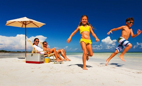 Куди поїхати на море в Україні з дитиною: ТОП-7 курортів для відпочинку з дітьми