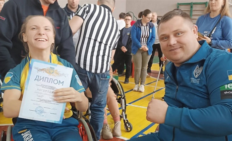 Звягеляни привезли 33 медалі з чемпіонату області з пара-армрестлінгу