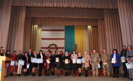 Як у Кіцмані відзначили 101-шу річницю Буковинського віча і День працівників соціальної сфери