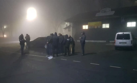 У Червонограді поліцейські затримали чоловіка, який вимагав 28 тисяч гривень у місцевого підприємця