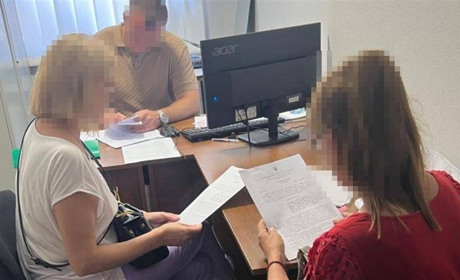 Депутатка Таїровської ради підозрюється у підтримці ворога